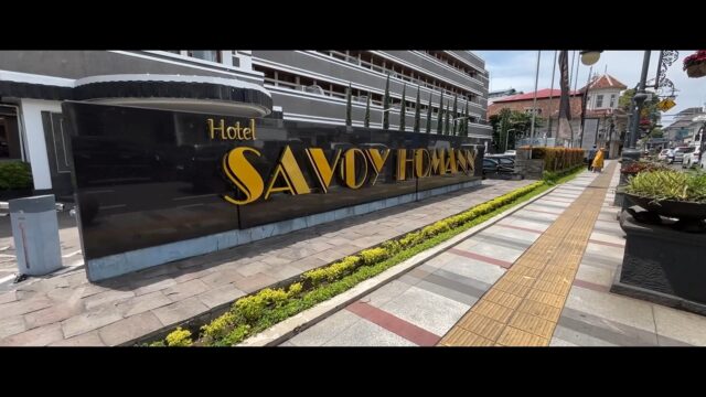 HiCOP Heatpump Water Heater Project:Hotel Savoy Homann - Bandung
❑ 2 Unit Heat Pump HiCOP AWP-25
❑ 1 Unit Heat Pump HiCOP SPP-23
❑ 1 Unit Pressure Tank HiCOP 1000 L
❑ 69 Unit Solar Water Heater SolahartKonsultasikan kebutuhan heatpump water heater untuk project Hotel dengan HiCOP Heatpump Water Heater.Informasi & pembelian heatpump water heater kunjungi website kami hicop.co.id atau klik link di bio.Save The Energy with HiCOP#waterheater
#titaniumheatexchanger
#pemanasairhotel
#pemanasairrumahsakit
#heatpump
#hicopheatpumpwaterheater
#saveenergywithhicop
#heatpumpwaterheater
#pemanasair
#heatpumpcerdas